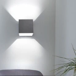 UP & Down Wandleuchte, ALU, Grau, Würfel-Form, L 10 Cm