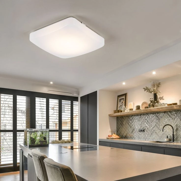 LED Deckenleuchte Im Quadratischen Design – Bild 5